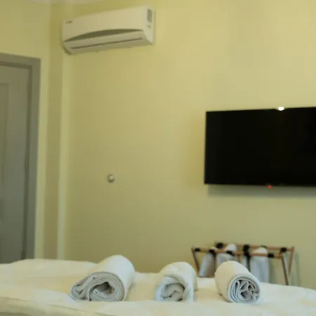 Zelle Airport 3*