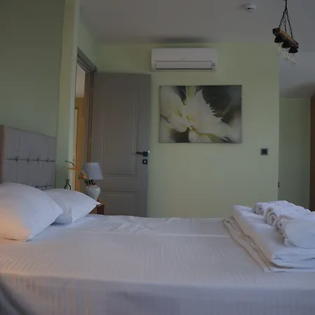 Zelle Airport 3*